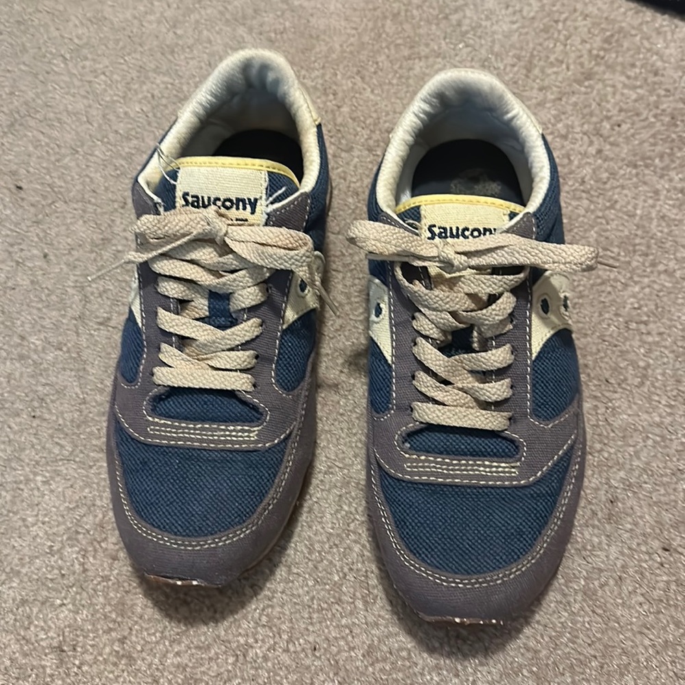Men’s Saucony sneakers